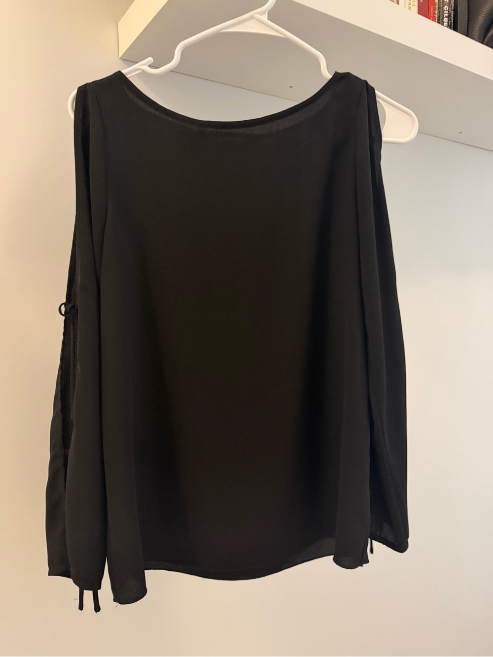Wilfred Women’s Black Open-Shoulder Chiffon Top